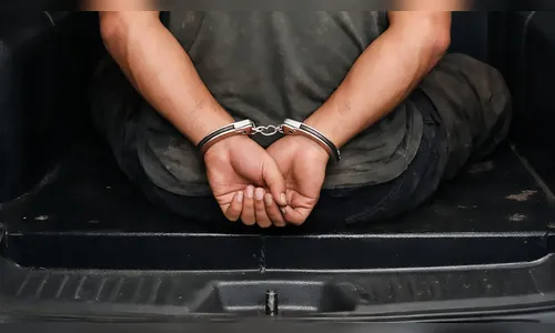 Homem é detido após agressão e ameaçar mulher com faca em Ivaiporã