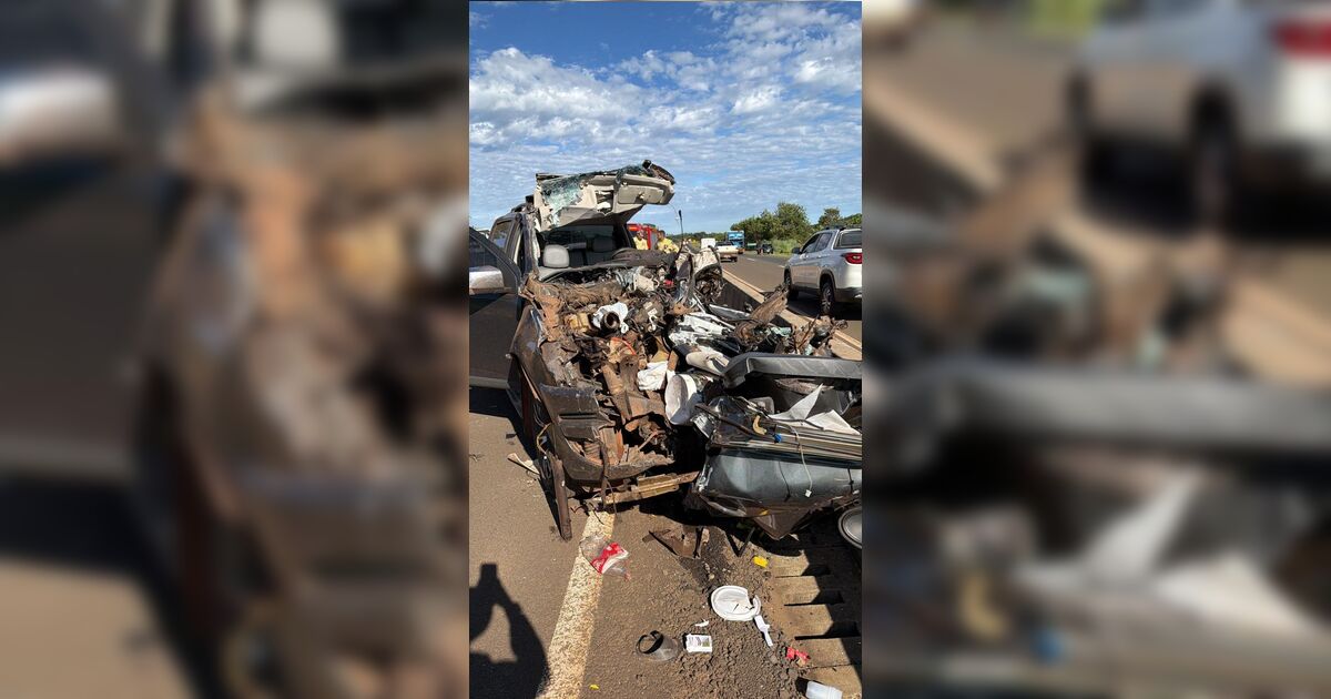 Caminhonete bate em caminhão e motorista é salvo de helicóptero na BR-369