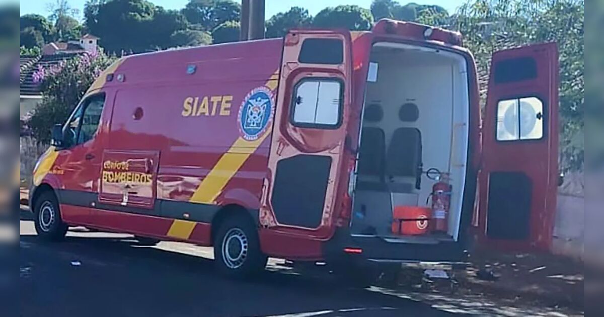 Acidente entre moto e carro deixa motociclista ferida no centro de Ivaiporã