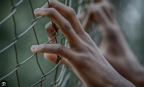 Adolescente foragido do Cense de Maringá é apreendido em Arapongas