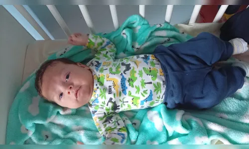 Família de Apucarana faz rifa para pagar exame auditivo de bebê de 2 meses