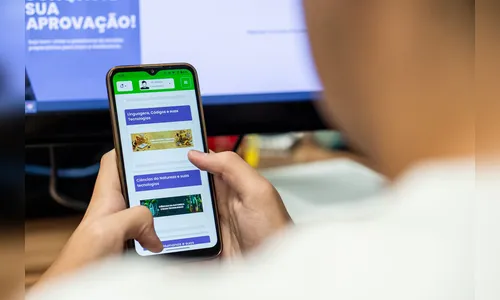 Plataforma Enem Paraná completa um ano com 250 mil estudantes conectados