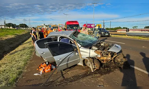 Motorista fica gravemente ferido após capotamento na BR-369 em Apucarana
