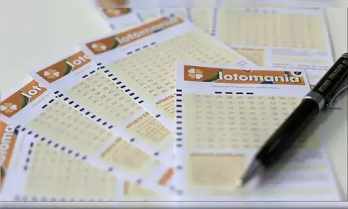 Na Lotomania, o apostador deve escolher 50 números entre 100 disponíveis no volante