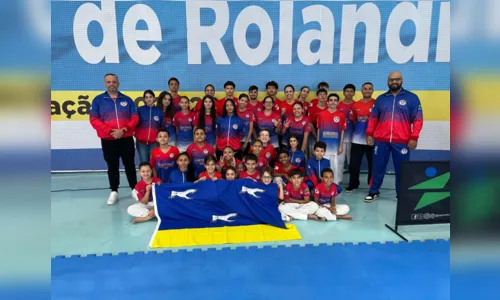 Arapongas soma 29 medalhas em torneio de taekwondo