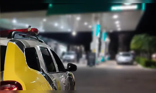 Tentativa de roubo em Ivaiporã termina com perseguição e carro danificado