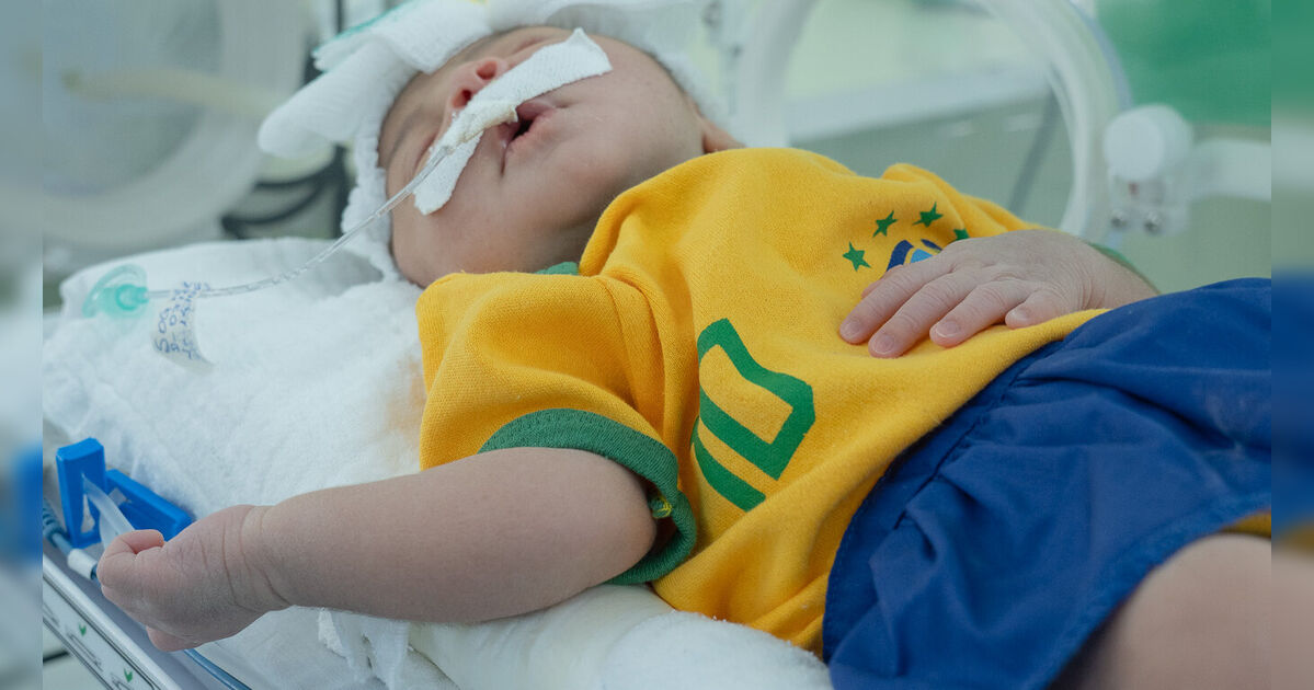 UTI Neonatal do  Providência veste bebês com as cores do Bra
