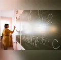 Concurso no PR com 300 vagas para professor encerra inscrições nesta quinta (18)