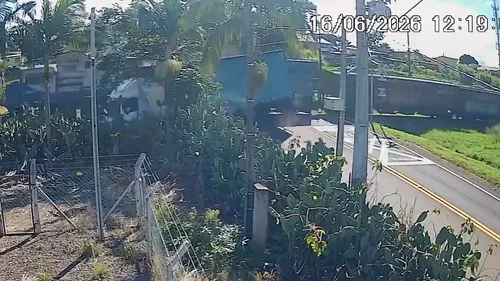 Grave colisão entre carreta e trem deixa um morto no Distrito do Pirapó