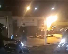 Motoboys chegam para entregar 87 pizzas e descobrem que caíram em um trote no Paraná