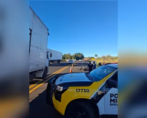 Motociclista morre após bater na traseira de carreta na PR-444, em Arapongas