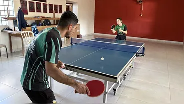 Aos 16 anos, Emanuelly dos Santos coloca Ivaiporã no topo do tênis de mesa brasileiro