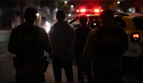 Polícia Militar prende suspeitos e apreende drogas em Jardim Alegre