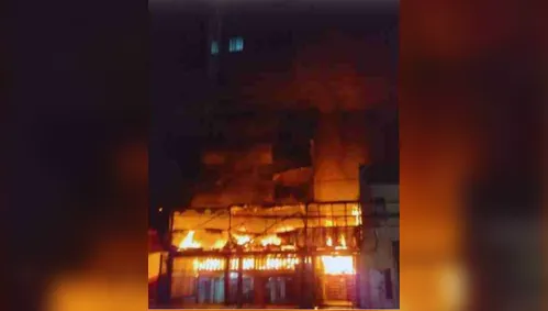 Incêndio em prédio de Curitiba deixa dois idosos mortos e um gravemente ferido