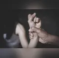 Homem agride esposa, quebra celular e foge com filho em Apucarana