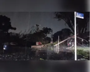 Temporal com granizo e vento forte atinge Apucarana nesta segunda-feira (21)