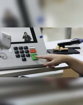 Eleitor que faltou no primeiro turno das eleições pode votar no segundo?