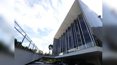 Confira os candidatos a deputado estadual que receberam voto em Apucarana