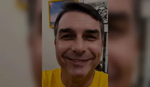 Flávio Bolsonaro vence Lula em Arapongas com 74,75% dos votos