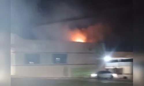 Princípio de incêndio em churrascaria mobiliza bombeiros em Jandaia do Sul
