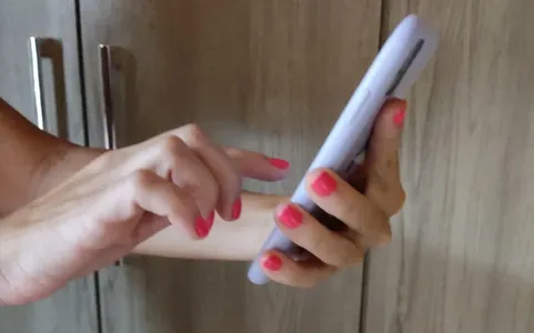 Os celulares foram clonados após as vítimas passarem um código via aplicativo
