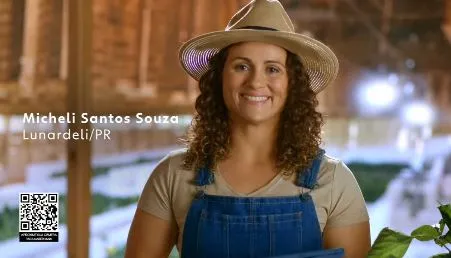 Comercial em que a sericultora aparece é veiculado nos horários de maior audiência da Rede Globo