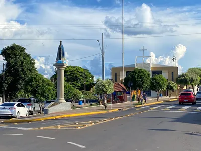 Em Apucarana, o céu ficará claro ao longo do dia.