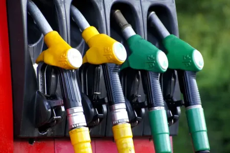 Após ICMS, gasolina e etanol sobem mais de 1% em SP, diz Sem Parar
