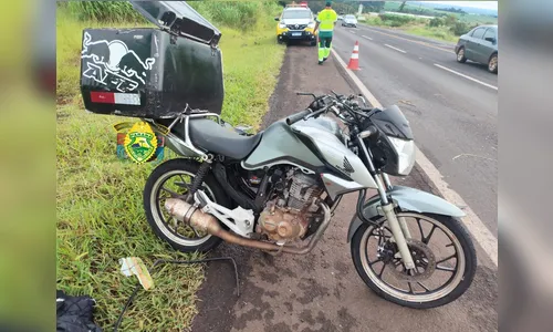 Motociclista fica ferido em colisão traseira na PR-444 em Arapongas