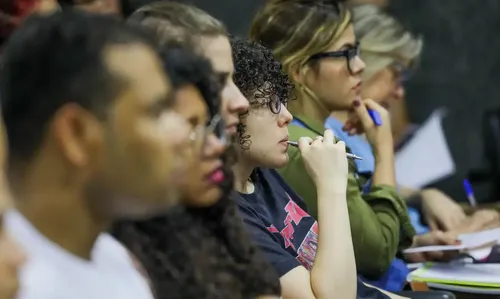 São 172 vagas para os cargos de técnico e analista