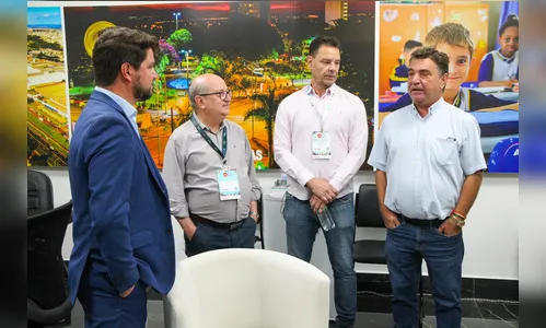 Movelpar movimenta Arapongas com novas tendências do setor; veja fotos