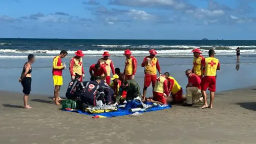 Aproximadamente 13 bombeiros atuaram no salvamento