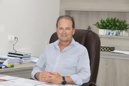 Carlos Gil, prefeito de Ivaiporã