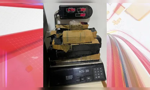 PM apreende 6,7 kg de maconha com homem de 27 anos em Apucarana
