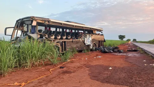 Havia 30 pessoas no ônibus - o motorista e 29 passageiros