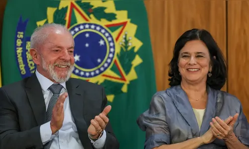 Após solenidade juntos, Lula demite Nísia do Ministério da Saúde