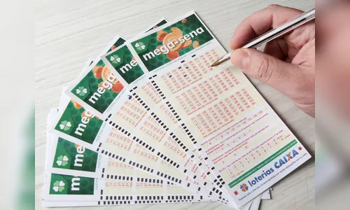 Ninguém acerta a Mega-Sena e prêmio acumula em R$ 45 milhões