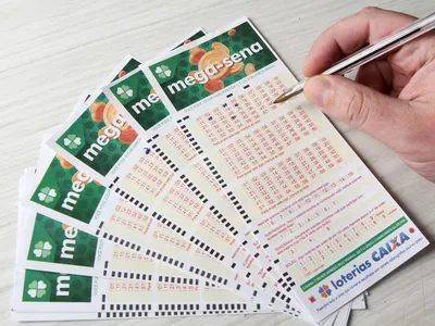 O jogador deve escolher de 6 a 20 números entre os 60 disponíveis