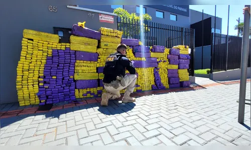 PRF apreende 1,2 tonelada de maconha em Cambé; veja vídeo