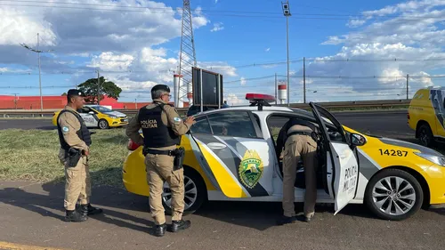 Policiais fizeram abordagem na BR-369, saída para Arapongas