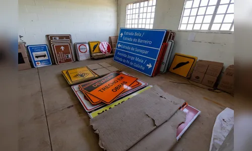 Segurança e Trânsito reaproveita placas de sinalização abandonadas