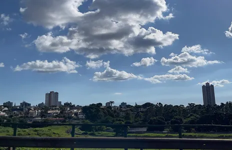 Sensação térmica foi de 34ºC na tarde desta segunda em Apucarana