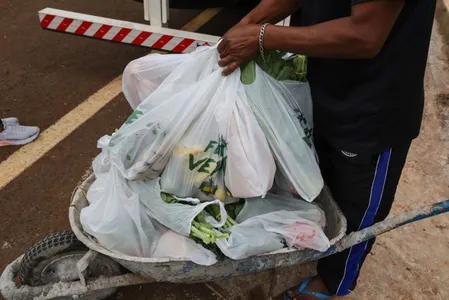 Somente em fevereiro, 23 toneladas de recicláveis foram recolhidos em 28 bairros