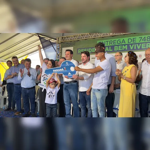 Governador Ratinho Junior inaugura 748 moradias em Arapongas