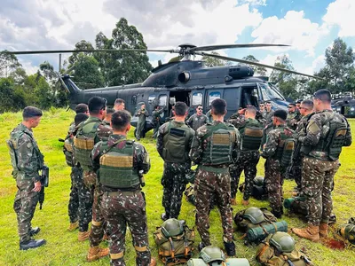 30º BIMec de Apucarana faz operação de treinamento com helicópteros