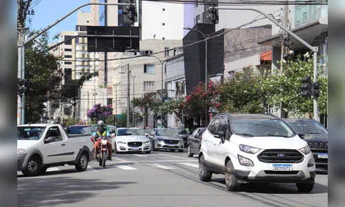 Parcela de veículos com placa final 1 e 2 vence nesta terça (22)