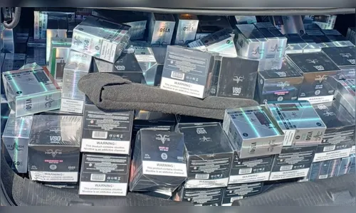 PRF apreende 5 mil cigarros eletrônicos durante fiscalização no PR