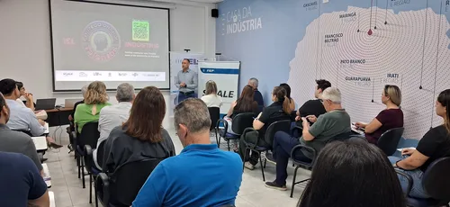 'Confeccionando Talentos' é lançado em Apucarana para capacitar jovens