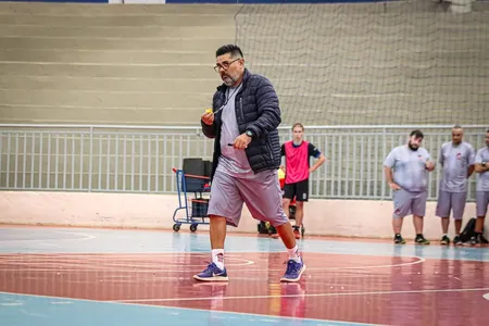 Edgar Almeida será o novo treinador do Apucarana Futsal