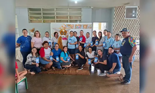 Kaloré entrega chocolates para alunos da rede municipal